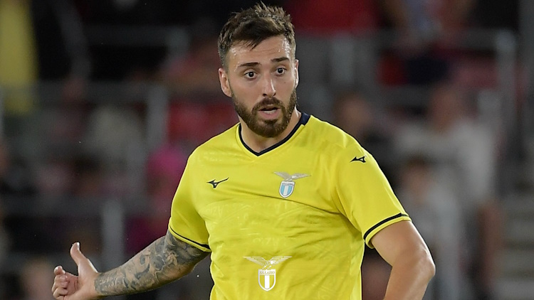 La presse italienne du jour rapporte un intérêt du PSG pour l'un des défenseurs centraux qui montent en Série A, l'Espagnol de la Lazio Rome Mario Gila qui vient d'être convoqué en sélection espagnole.