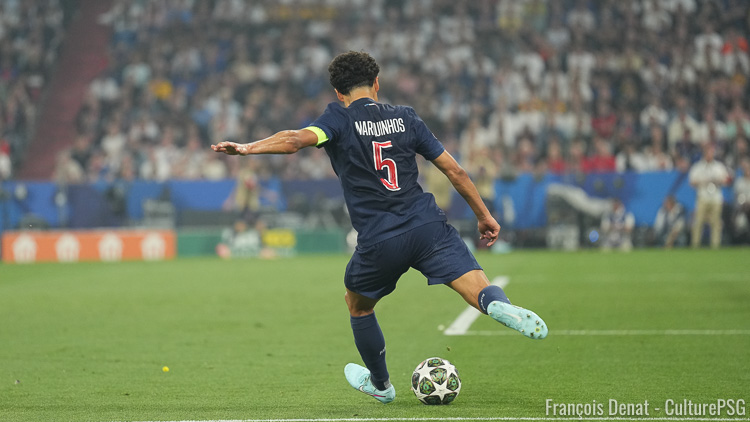 Avant la finale de Coupe du monde des clubs entre le PSG et Chelsea, le capitaine parisien Marquinhos était présent en conférence de presse et il a fait de cette rencontre « une opportunité en or » de gagner une compétition qui se joue tous les quatre ans seulement, ce dont il est bien conscient. Il a également salué la forme de Fabian Ruiz.