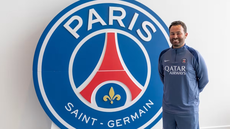 Alors que la reprise des jeunes du centre de formation a eu lieu ce jour, le PSG a annoncé deux arrivées importantes : celle du nouveau directeur technique Mathieu Le Scornet (photo) et de l'entraîneur de l'équipe Espoirs Jean-François Vulliez.