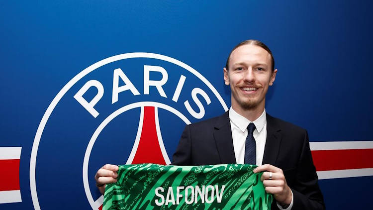 Mercato : Le transfert de Matvey Safonov au PSG désormais officiel ...