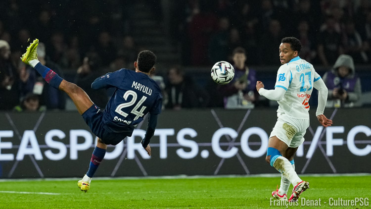 Juste avant la faute de Vitinha sur Leonardo Balerdi, qui a valu un jaune au Portugais, Senny Mayulu avait été envoyé au sol par Quinten Timber à la 8e minute du match PSG/OM (5-0). Un duel litigieux sur lequel les arbitres ont estimé qu'il n'y avait absolument rien, ce qui semble très discutable.