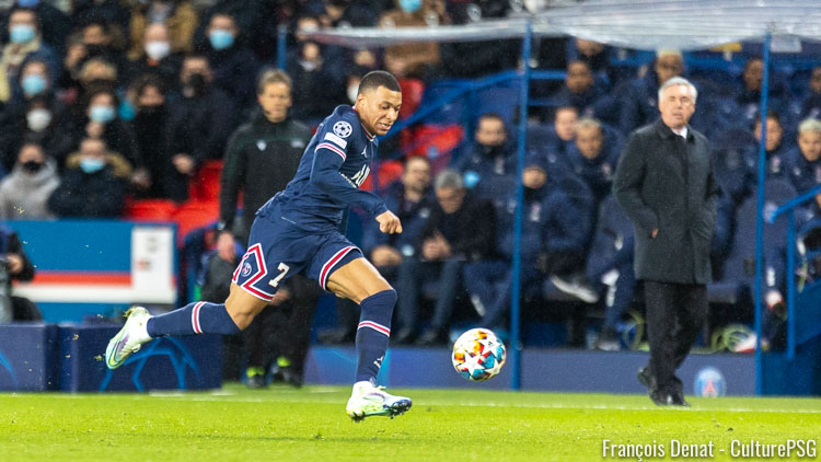 ​Ce jour, le média madrilène Marca a révélé que des proches de Kylian Mbappé lui avaient confirmé que l’attaquant français n’a toujours pas signé de contrat avec le Real Madrid, même si ce dernier tenterait bien d’arriver à un accord définitif cette semaine. De plus, le média madrilène fait aussi partie de ceux qui signalent que Nasser Al-Khelaïfi restera au poste de président du PSG.