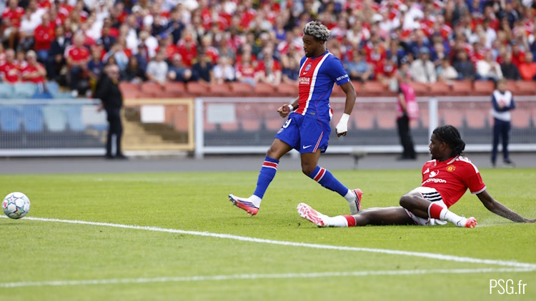 Pour son deuxième et probable dernier match amical de l'été, le PSG a fait match nul avec Manchester United, se montrant intéressant par séquences et pas vraiment prêt sur d'autres. Beaucoup de joueurs ont participé au match, retour sur leurs performances au cas par cas.