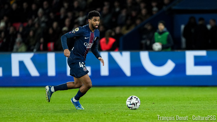 En marge du transfert record de Bradley Barcola à Liverpool, un autre mouvement record va avoir lieu avec le départ d'Ibrahim Mbaye à Aston Villa. Le jeune ailier va devenir la plus grosse vente d'un joueur issu de la formation du PSG, de très loin.
