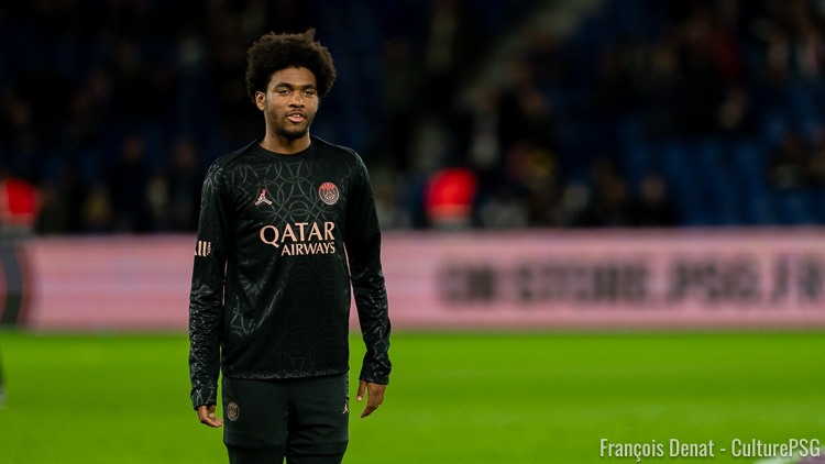Quelques jours après leur revers en Youth League, les U19 parisiens ont retrouvé la goût de la victoire en championnat face à Quevilly Rouen Métropole malgré l'expulsion de Noah Nsoki en seconde période (2-1). Toujours invaincus, les coéquipiers de Axel Tape conservent leur place de leader de la poule.