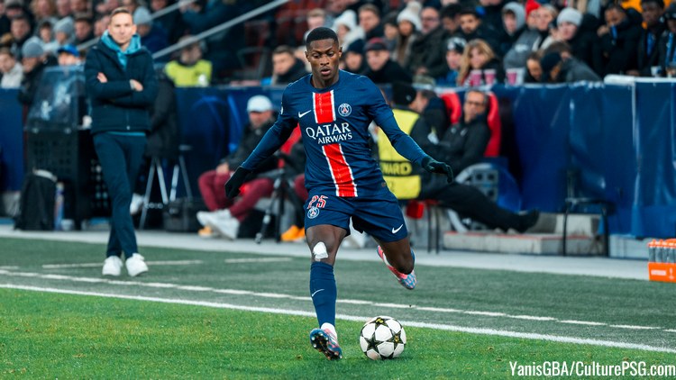 Manchester United n'est pas le seul club de Premier League à s'intéresser à Nuno Mendes, qui est en fin de contrat au PSG en juin 2026 et dont la prolongation s'est refroidie ces dernières semaines.