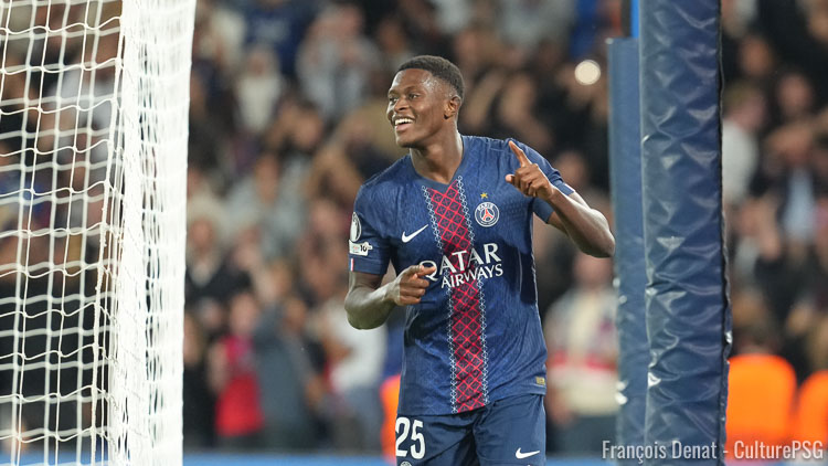 Elu homme du match lors de la victoire du PSG à Barcelone, Nuno Mendes s'est arrêté quelques instants au micro de Canal+ après la partie, mettant en avant l'esprit de groupe parisien.