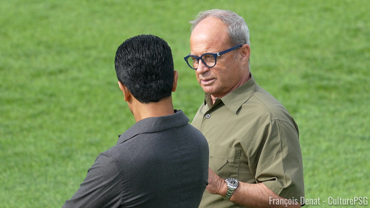 Confronté à une hécatombe de blessures depuis le début de saison, le PSG a décidé de promouvoir plusieurs jeunes à l'entraînement cette semaine, mais n'exclut pas de recruter au prochain mercato d'hiver. Deux recrutements seraient envisagés en interne, voire trois.