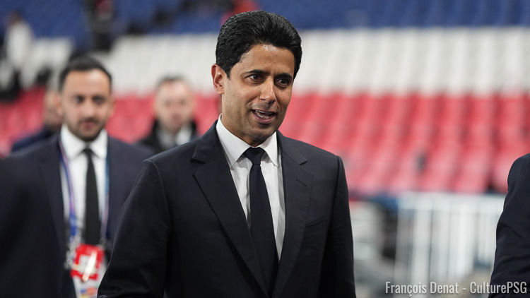Très peu actif en apparence depuis des semaines, le mercato du PSG pourrait bien s'accélérer au cours de la semaine prochaine, tant dans le sens des arrivées que des départs avec les dossiers Zabarnyi et Kolo Muani en haut de la pile.