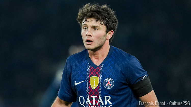 Le PSG a publié son traditionnel point médical à la veille du match face à Lille comptant pour la 18e journée de Ligue 1. Et mauvaise surprise, João Neves a rejoint l'infirmerie parisienne.