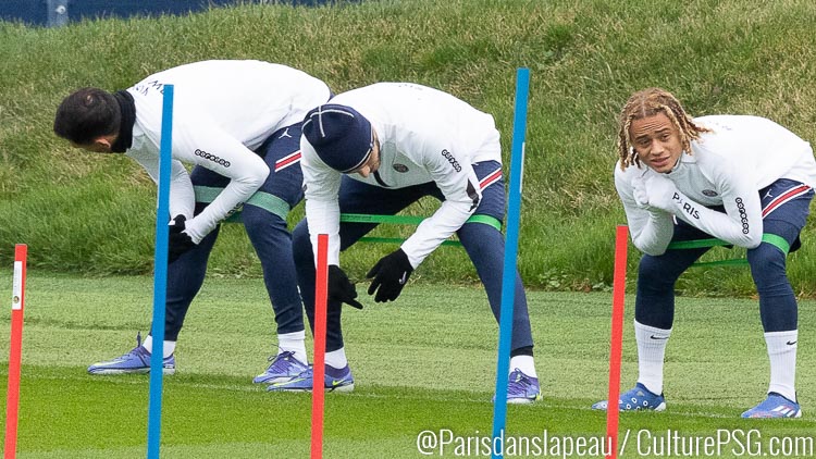 Ce jeudi matin, plusieurs joueurs du PSG, touchés ces derniers jours, étaient de retour à l'entraînement à la veille de la réception du Stade Rennais. 