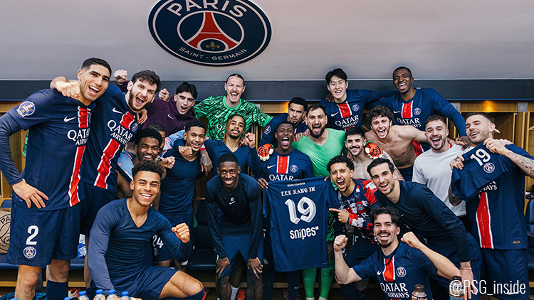 Les joueurs du PSG ont chambré avec un certain brio leurs homologues marseillais après leur victoire 3-1 dans le Classique, qui relègue l'OM à 19 points au classement de Ligue 1. 