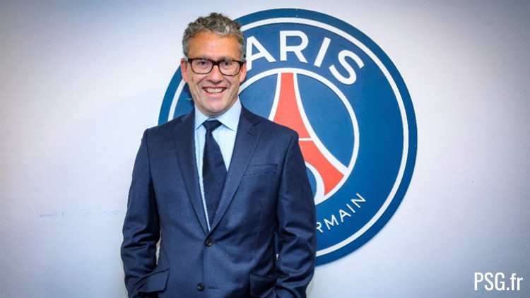 Le PSG a confirmé ce mardi la nomination de Richard Heaselgrave au poste de directeur des revenus du club. Un poste ô combien stratégique qui était vacant depuis le départ de Marc Armstrong à Manchester United.