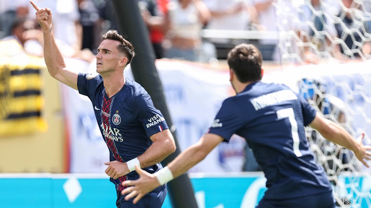 La demi-finale de Coupe du monde des clubs entre le PSG et le Real Madrid a été à sens unique avec des Parisiens qui ont roulé sur les Madrilènes. Retour sur cette partie en 30 pensées rapides à propos du jeu, des joueurs, des divers événements du match ou encore du contexte.