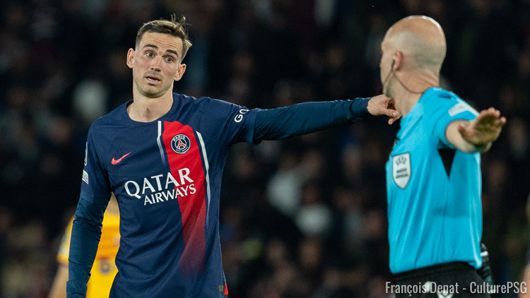 L'UEFA a désigné les arbitres des matches de la septième journée de Champions League et c'est l'Anglais Anthony Taylor qui a été choisi pour diriger le Sporting/PSG de ce mardi soir. Un arbitre qui connaît très bien les Parisiens, l'équipe non britannique qu'il a le plus arbitrée.