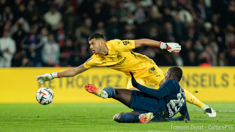 Alors que se profile le troisième Classique de la saison entre le PSG et l'OM, le débat des gardiens s'est invité dans l'actualité des deux clubs ces derniers jours, ce qui était loin d'être évident en début de saison, voire même il y a quelques semaines.