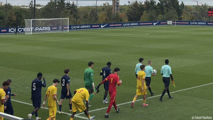 Après deux matches nuls consécutifs, les U19 parisiens se sont nettement imposés ce samedi après-midi au Campus face à QRM (4-0). Au classement, les protégés de Thomas Leyssales grimpent à la deuxième place de la poule A, à un point du leader valenciennois.