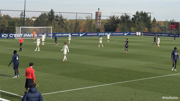 Après deux matches sans victoire, les U19 parisiens ont renoué avec le succès ce samedi au Campus face à Lille (4-1). Au classement, les coéquipiers de Pierre Mounguengue, auteur d'un doublé, remontent sur la troisième marche du podium , à quatre points du leader valenciennois.