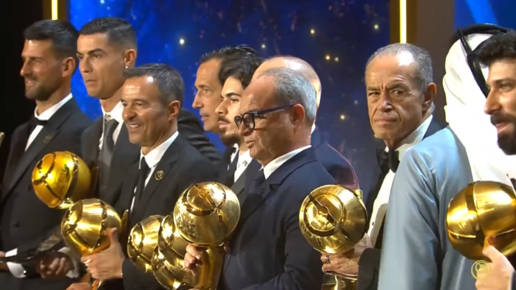 En guise de conclusion d'une année 2025 exceptionnelle, le PSG a remporté sept nouveaux trophées dimanche lors de la cérémonie des Globe Soccer Awards co-fondée par un certain Jorge Mendes.