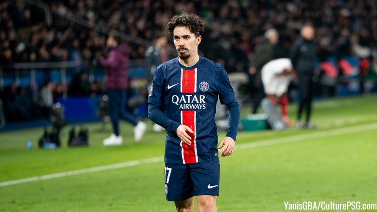 Après la très cruelle défaite du PSG face à Liverpool (0-1), le milieu parisien Vitinha s'est arrêté au micro de Canal+ et il a affiché toute sa confiance concernant une qualification au match retour.