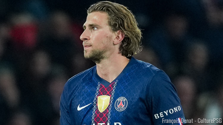 Titulaire et capitaine de l'Ukraine jeudi soir, Ilya Zabarnyi a sombré lors de la défaite 3-1 de son pays face à la Suède, en demi-finale des barrages à la Coupe du monde 2026. La presse ukrainienne n'a pas mâché ses mots pour décrire sa prestation « catastrophique » face à Viktor Gyökeres.