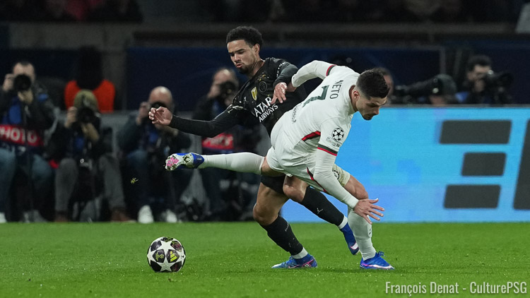 A deux jours du choc Chelsea/PSG, ce mardi soir à Stamford Bridge en 8e de finale retour de Champions League, déjà quatre absents sont à déplorer, dont deux Parisiens. Mais bon nombre de joueurs sont aussi incertains, particulièrement côté londonien.